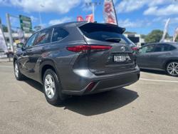 2023 Toyota Kluger GX