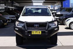 2022 Toyota Hilux SR