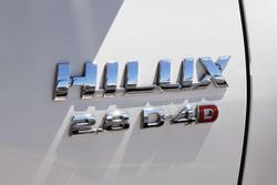 2022 Toyota Hilux SR