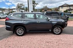 2022 Mitsubishi Pajero Sport GLX