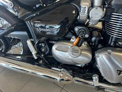 2022 Triumph Bonneville Speedmaster Speedmaster Black