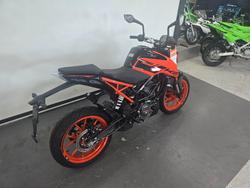 2024 Ktm 200 DUKE (ABS) Orange