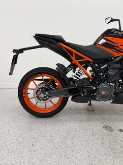 2024 Ktm 200 DUKE (ABS) Orange