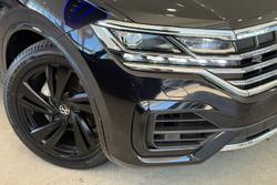 2022 Volkswagen Touareg 210TDI R-Line