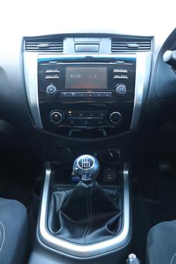 2016 Nissan Navara ST
