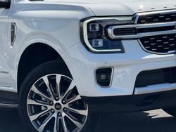 2025 Ford Everest Platinum