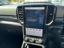 2025 Ford Everest Platinum