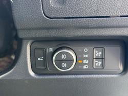 2025 Ford Everest Platinum