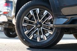 2022 Mitsubishi Pajero Sport GLS