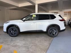 2026 Nissan X-TRAIL ST-L