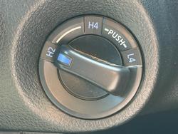 2019 Toyota Hilux SR