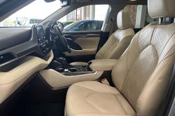 2021 Toyota Kluger Grande