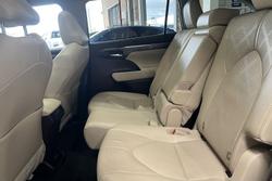 2021 Toyota Kluger Grande