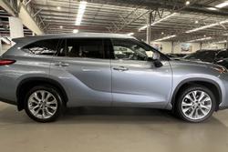 2021 Toyota Kluger Grande