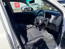 2015 Toyota Hilux SR