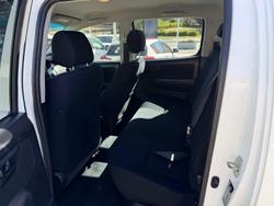 2015 Toyota Hilux SR