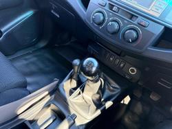 2015 Toyota Hilux SR