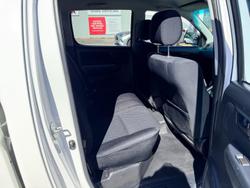 2015 Toyota Hilux SR