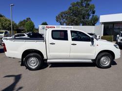 2015 Toyota Hilux SR