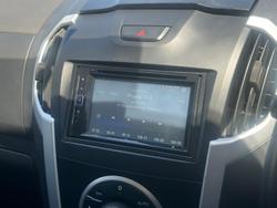 2016 Isuzu MU-X LS-T