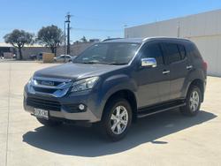 2016 Isuzu MU-X LS-T