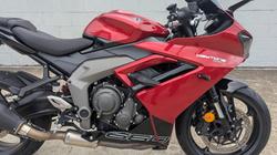 2025 Triumph DAYTONA 660 Red