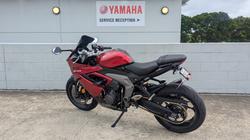 2025 Triumph DAYTONA 660 Red