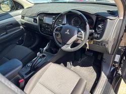 2013 Mitsubishi Outlander ES