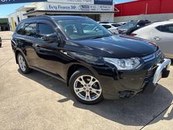 2013 Mitsubishi Outlander ES