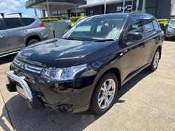 2013 Mitsubishi Outlander ES