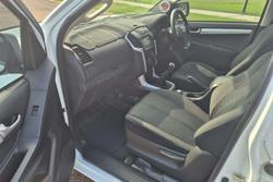 2017 Isuzu D-MAX LS-M MY17 4X4 Dual Range Splash White
