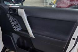 2022 Toyota Landcruiser Prado GX GDJ150R 4X4 Dual Range Glacier White