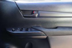 2022 Toyota Hilux SR