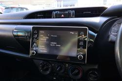 2022 Toyota Hilux SR