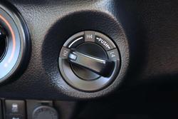 2022 Toyota Hilux SR