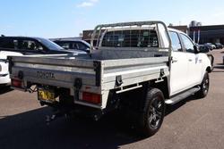 2022 Toyota Hilux SR