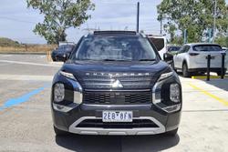 2022 Mitsubishi Outlander Exceed