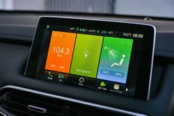 2023 MG HS Essence X