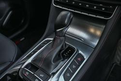 2023 MG HS Essence X