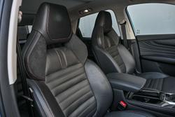 2023 MG HS Essence X