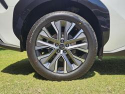 2026 Subaru Solterra AWD Touring E1-1 MY26 AWD White