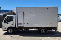 2022 Hino 300 Series 616 White