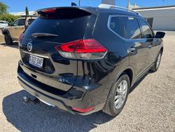 2018 Nissan X-TRAIL ST-L T32 Series II Diamond Black