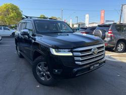 2024 Toyota Landcruiser Sahara