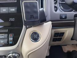 2019 Toyota Landcruiser Sahara VDJ200R 4X4 Dual Range Eclipse Black