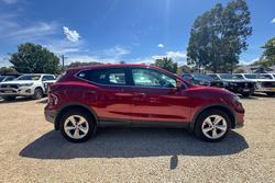 2018 Nissan QASHQAI ST