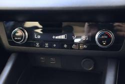 2024 Mitsubishi Outlander ES