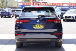 2024 Mitsubishi Outlander ES