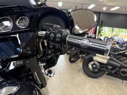 2021 Harley-Davidson Street Glide Special 114 (FLHXS) Touring Black