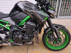 2023 Kawasaki Z900 (ZR900) Black
